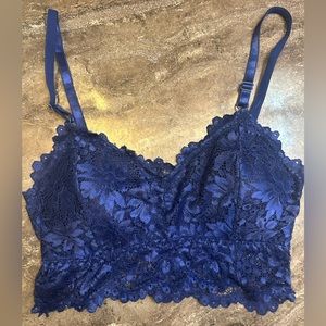 blue laced bra